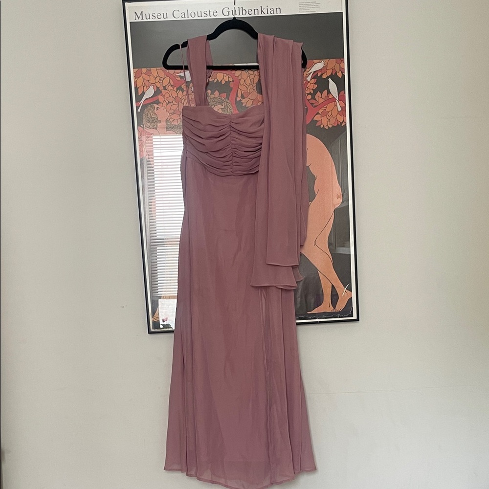 BIRD GREY BRIDESMAID DRESS Cara Chiffon Dress - English Rose
S / ENGLISH ROSE